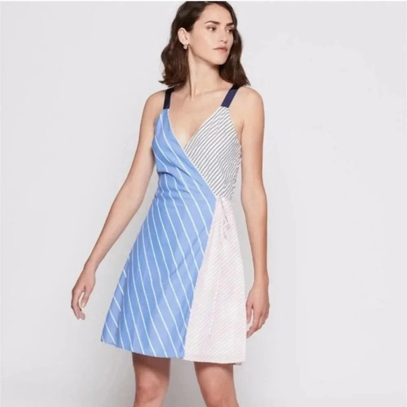 Joie Dresses & Skirts - Joie Editha Wrap Dress